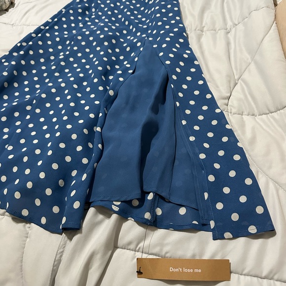 Reformation Juliette Polka Dot-Print Crepe Midi Dress - Picture 7 of 7
